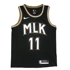 It features authentic team colors and a unique design with atlanta hawks and trae young graphics that will make you the envy. Atlanta Hawks Jersey Trae Young 11 Nba Jersey 2021