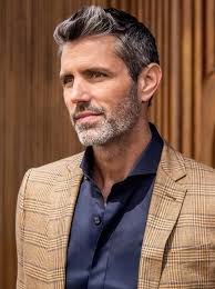 Locke Management : DAVID JAMES