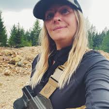 Traveling with horses and homeschooling kids?