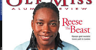 Dixie Poole's Instagram, Twitter & Facebook