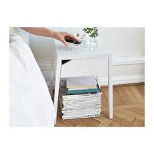 Wireless charging pad hidden in ikea bedside table ikea hackers. Kabellose Ladestationen Von Ikea It Magazine