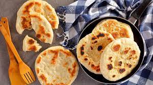 Mit einem löffel umrühren und den teig mit den. Fladenbrot Ohne Hefe Rezept Fur Selbstgemachtes Fladenbrot Aus Der Pfanne Bayern 1 Radio Br De