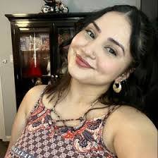 Noemi Sandoval's Instagram, Twitter & Facebook