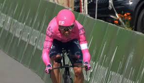 Weltmeister julian alaphilippe ist der auftaktsieger der 108. Carapaz Clings To The Tour De Suisse Lead After A Time Trial Of The Uranium Boss Eminetra Canada