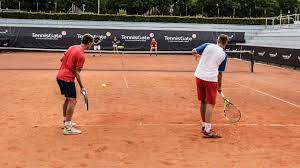 Players typically specialize or naturally play in a certain way, based on what they can do best. Doubles Drills Tennisgate Official Site