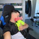 Aaron Nabor's Instagram, Twitter & Facebook