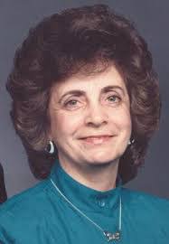 Elva Carr's Instagram, Twitter & Facebook