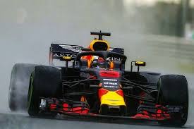 2018 Hungarian Gp Red Bull S Daniel Ricciardo Storming Through The Rain At Qualifying For The Hungarian Grand Prix F1 Red Bull Racing Daniel Ricciardo Grand Prix