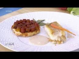 Filets De Barbue Sur Tatin De Carottes Et Beurre De Rhubarbe Alimentation Recettes De Cuisine Rhubarbe