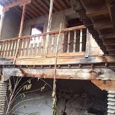 Situado en el histórico barrio de albayzin, a los pies de la alhambra, este hotel. La Casa Morisca De La Calle Yanguas Se Deteriora De Mano En Mano Ideal