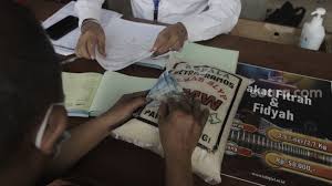 Baca juga artikel menarik lainnya di berita properti 99.co indonesia. Kumpulan Doa Zakat Fitrah Untuk Diri Sendiri Istri Dan Anak