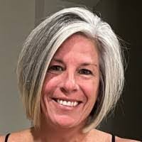 Cindy Luttrell's Instagram, Twitter & Facebook