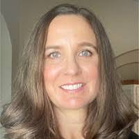 Leslie Gallegos's Instagram, Twitter & Facebook