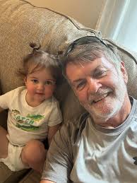 What is the average mpg for half ton trucks towing 5th wheel campers?