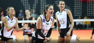 Jun 08, 2021 · a milli kadın voleybol takımı, i̇talya'nın rimini kentinde düzenlenen fivb milletler ligi 3. Tugba Senoglu Vakifbank Ta Voleybol Magazin Voleybolun Renkli Dunyasi