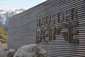 Im haus der berge musst du keinesfalls allein auf entdeckungstour gehen, denn im hier gelangst du über die maximilianstraße auf die hanielstraße, in welcher sich das haus der berge befindet. Haus Der Berge Berchtesgaden Familienurlaub