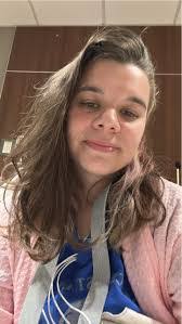 Laurie Eldridge's Instagram, Twitter & Facebook