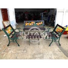 Modalnya hanya paku dan 3 buah papan kayu tebal. Jual Set Kursi Meja Tamu Bahan Besi Cor Futake Klaten Jawa Tengah Indotrading
