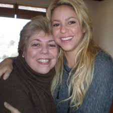 Proud daughters: Celebs and their beautiful moms