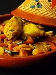 Tajine De Poulet Avec Ses Petits Legumes Carotte Poivron Et Courgette Recette Tajine Poulet Tajine Poulet Poulet Courgette