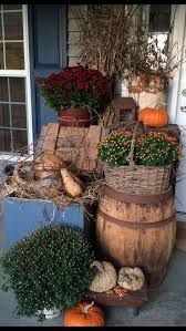 Lushome collection of easy and heap ideas for beautiful fall decorating will inspire to spruce up home interiors and outdoor rooms on a small budget or free, and create colorful diy accents and fall decorations with. 68 Diy Fall Decor Ideas For Indoor And Outdoor Fall Decorations Porch Fall Decor Diy Fall Decor