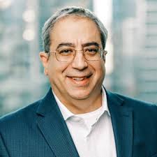 So thrilled to have Chicago Innovation honor our Reverse Admissions  initiative that breaks down barriers and increases college opportunties for  students. It was amazing to be in the same space as the… |