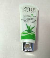 .aroma magic glow face pack1.4 lotus herbals white black clay skin whitening face pack1.5 vlcc clear tan fruit face pack1.6 himalaya herbals table of contents. Lotus Herbals White Glow 3 In 1 Deep Cleansing Skin Whitening Facial Foam Review
