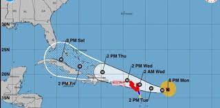 La noche de este martes, las autoridades de puerto rico comenzaron de forma inminente los desalojos de la población que habita en zonas vulnerables de su costa norte, ante el paso del huracán irma, de categoría 5. Trayectoria Del Huracan Irma Hacia Los Estados Unidos