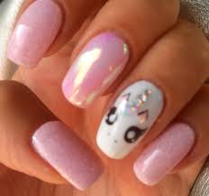 El gelish es un producto para uñas, que se aplica como tal pero funciona como gel. Nails Nailideas Unicorn Rose Summernails Manicura De Unas Disenos De Unas De Unicornio Unas Rosa Palo