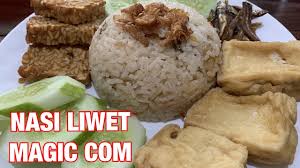 Sekarang kita akan belajar mengenai cara membuat nasi liwet di magic com anti gagal. Resep Nasi Liwet Teri Magic Com Enak Dan Gurih Youtube