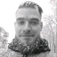 Daniel Blom's Instagram, Twitter & Facebook