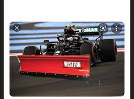 Bottas slid into the rear of mclaren's lando. Ckkoag86rosnm
