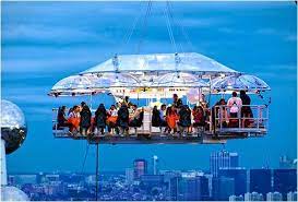 Amaze7 10 Amazing Restaurants Around The World Dinner In The Sky Cool Places To Visit Unique Restaurants