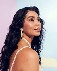 Trisha Webster's Instagram, Twitter & Facebook