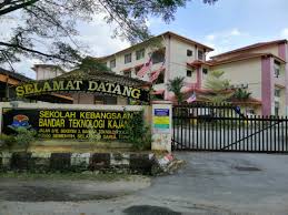 Sekolah menengah jalan 4, bandar baru bangi 1.3 km. January 2020 Listing Rumah Pelaburan Malaysia