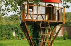 30 Ideen Und Einige Tipps Fur Das Kinder Baumhaus Kinder Baumhaus Baumhaus Haus
