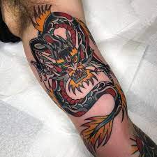The traditional japanese form of tattooing, irezumi, is done with its own special ink called zumi. Japanese Cloak And Dagger Tattoo Parlour London
