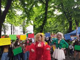 La cgil marche aderisce alla mobilitazione per sostenere l'approvazione del ddl zan e parteciperà alle manifestazioni promosse nelle marche che si svolgeranno oggi pomeriggio ad ancona e pesaro. La Manifestazione A Sostegno Del Ddl Zan Foto Photogallery