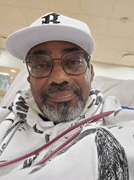 Experiencing nausea during dialysis treatment in hospital