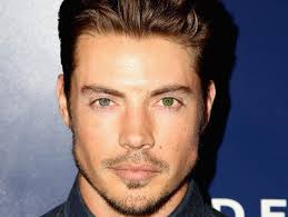Green Eyes Learn Why People Who Have Them Are So Unique Guy Counseling Blue Green Eyes Blonde Hair Blue Eyes Green Eyes Facts