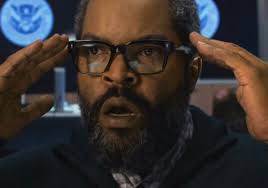 Anyone else watching the BBC the war of the worlds and if so what do you  think? I'm loving it