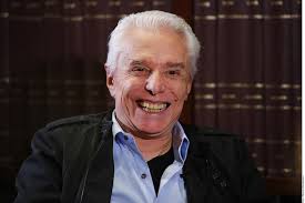 Enrique Guzmán dice que no quiere volver a ver a su nieta Frida Sofía