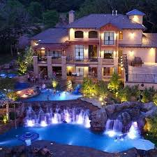 Massive Mansion With Multi Level Pools Mansions Dream Mansion Luxury Homes