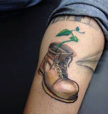 Você viu algo que chamou sua atenção? Wall E Boot Tattoo Disney Tattoos Tattoos Toy Story Tattoo