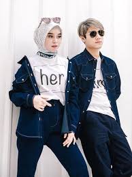 Dalam keterangan tertulisnya itu, rizky billar mengatakan, lesti kejora bakal menjadi istrinya dalam beberapa waktu ke depan. Rizky Billar Beri Hadiah Lesti Kejora Sebuah Apartemen Showbiz Liputan6 Com