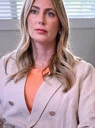 I had to share this hilarious thing about last night with you all. Julie  Rosser Whitenton called me this morning and said that Lora and her brother  came over for breakfast. Jim