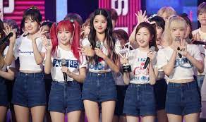 움짤 아이즈원> 민주를 불러 보았다. ì¡´íìœ„ê¸°ì—ì„œ ì‹ ê¸°ë¡ê¹Œì§€ íŠ¸ì™€ì´ìŠ¤ë„ êº¾ì€ ì•„ì´ì¦ˆì›ì˜ ë°˜ì „ ì¤'ì•™ì¼ë³´
