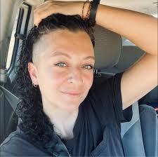 What size hook should I use for this yarn for an Amigurumi project?