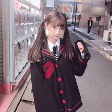 pin on 制服少女 海外