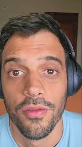 Eu nunca vou desistir do SUS. Sou médico, filho da periferia, egresso de  universidade federal, formado por professores que respiram SUS, que me  ensinaram a pensar criticamente, a reconhecer as injustiças e,